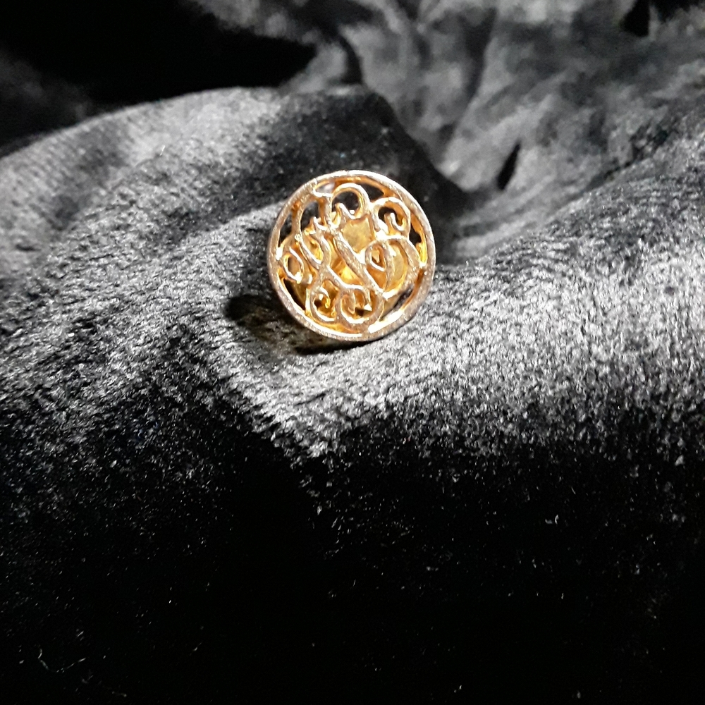Gold Pin